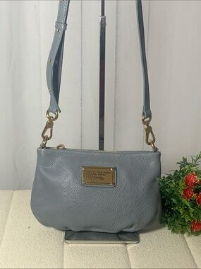 GUC Marc by Marc Jacobs Blue Leather Crossbody